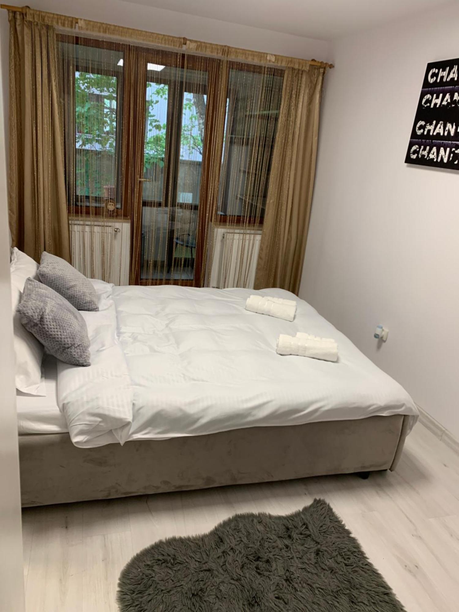 River House Apartment